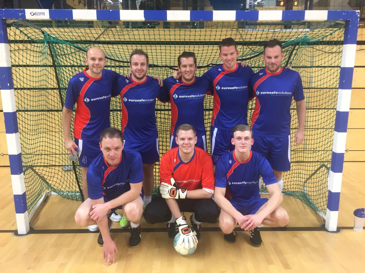 Eurosafe Solutions Hart voor Zwolle voetbalteam