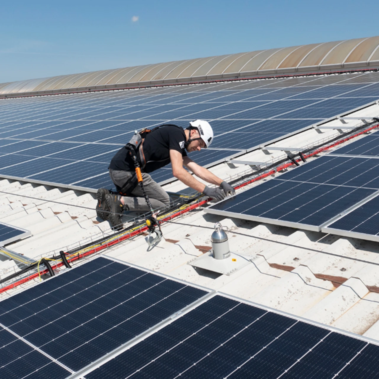 PV panel maintenance services