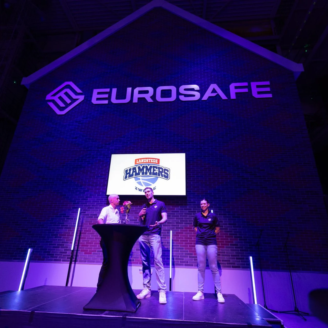 een bedrijfspresentatie van de landstede hammers