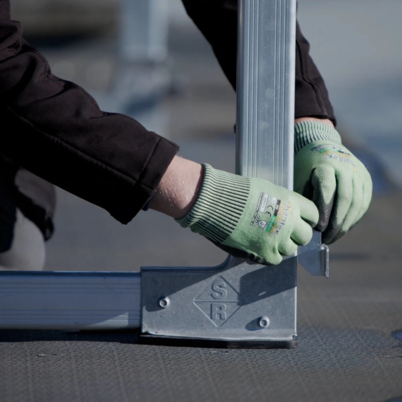 Solid Rail Installation